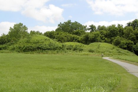 Spiro Mounds