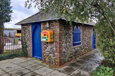 Warblington Gravewatcher's Hut