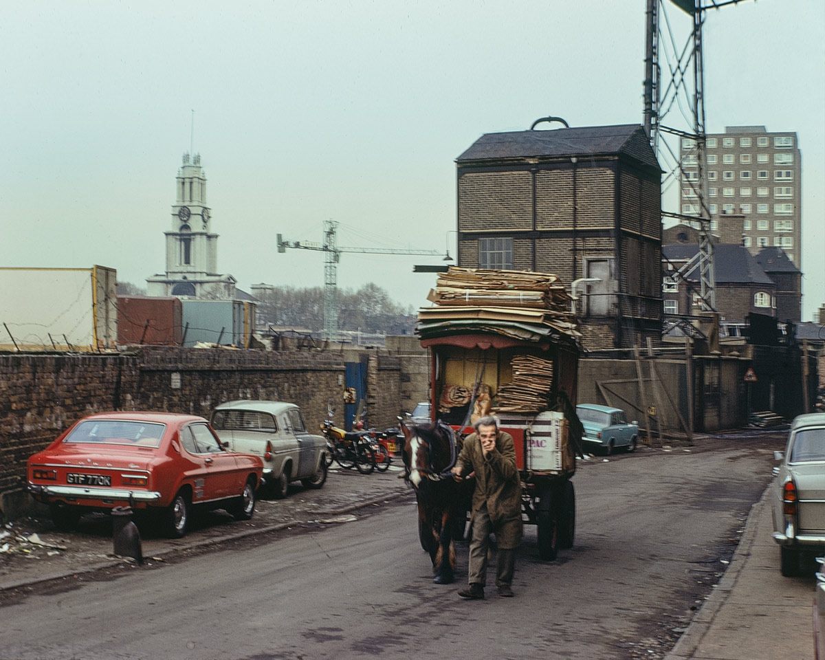 Unseen 1960s Photos of London's East End - Atlas Obscura
