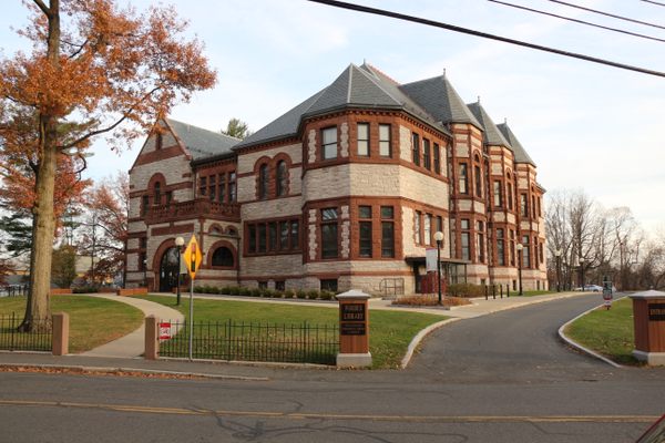 Forbes Library