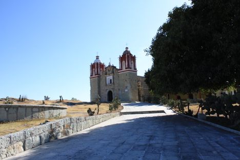Santuario del Señor de las Peñas