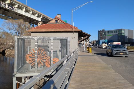 Borden Avenue Bridge