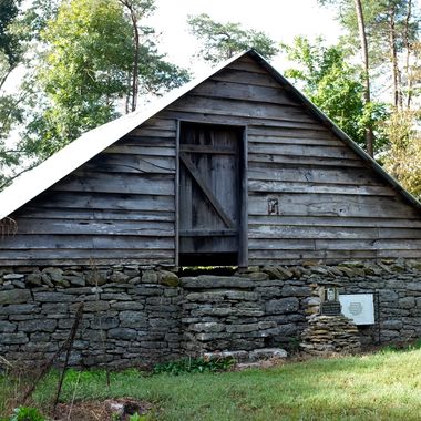 The Hufstedler Gravehouse