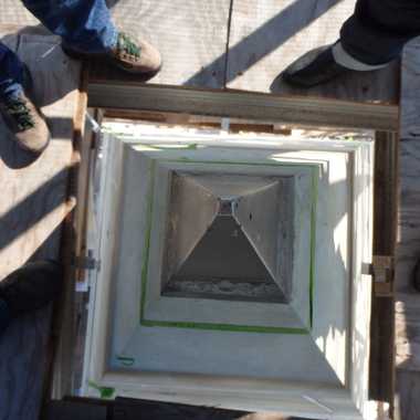 Alternate view of the pyramidion