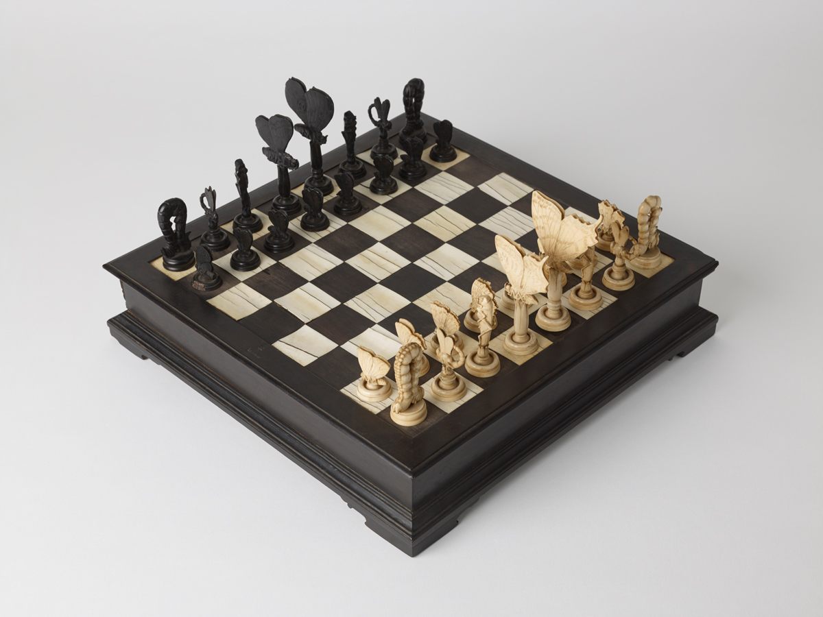 C18th French chess set – Chess Sets - The Historic Games Shop