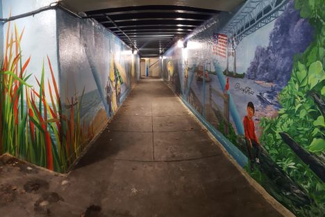 Ben Franklin Bridge Pedestrian Tunnel Mural