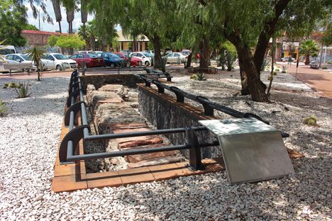 Acequia Madre.