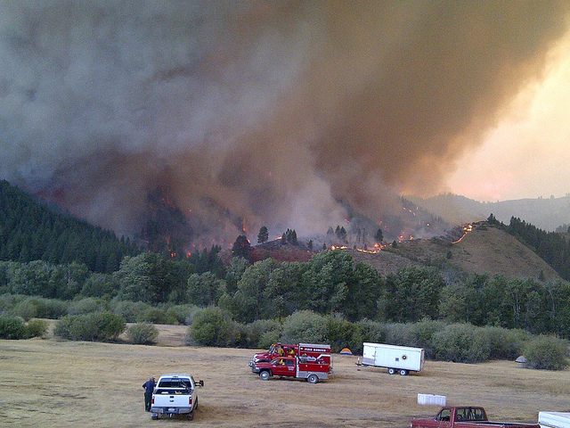 The Elk Complex Fire threatens the Incident Command Post on Aug. 8, 2013.