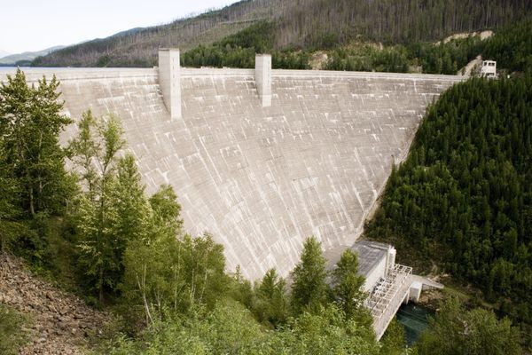 The Hungry Horse dam.