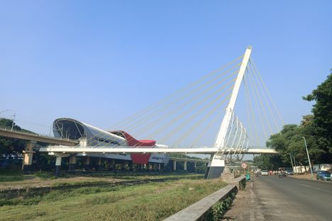 Tanpura Bridge