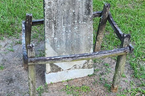 Colonial Park Cemetery