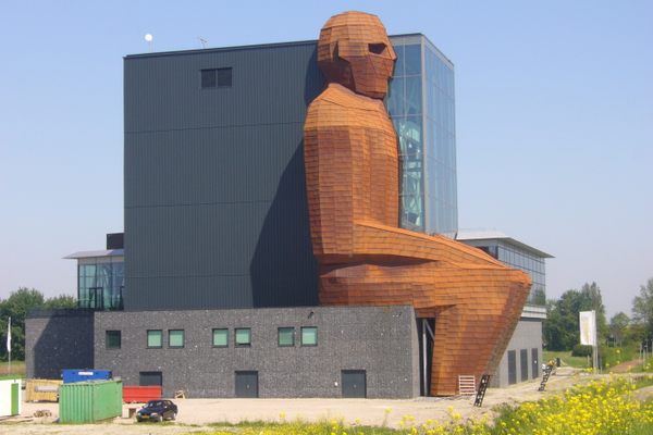 Side view of Corpus Museum
