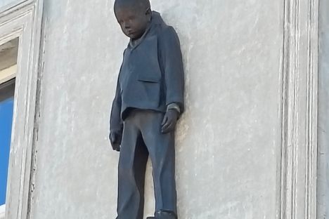 'Jonas'