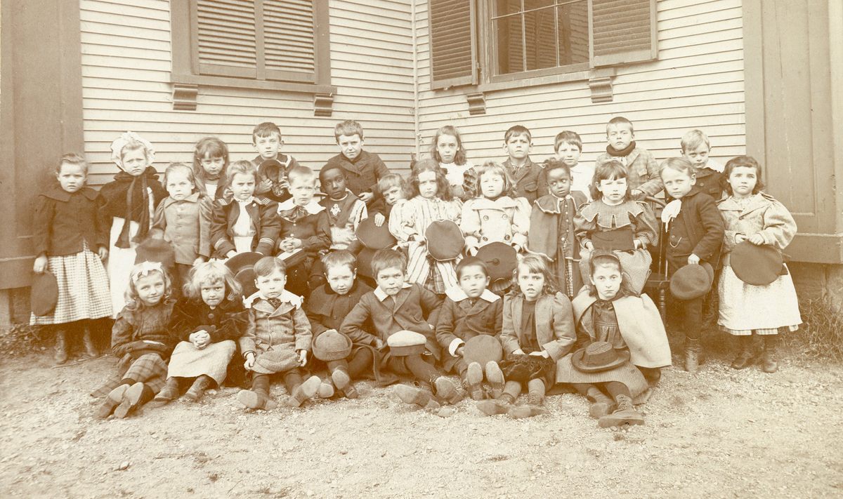 A school photo taken in Keene, New Hampshire, in 1895. The children are unidentified.