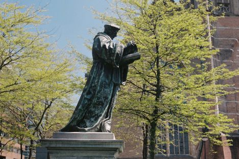 Erasmus statue