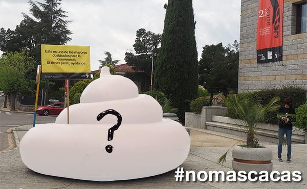 Giant Inflatable Dog Poop Is Stolen in Spain