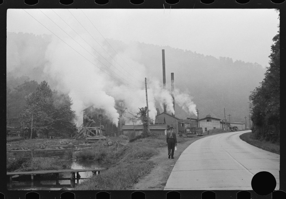 <em>Untitled photo, possibly related to: Morrison Gross and Company, sawmill, Erwin, West Virginia.</em>