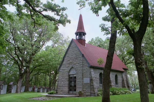 Grasshopper Chapel and grounds.
