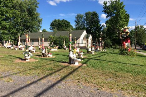 Potty Garden at 28 Pierrepont Ave.