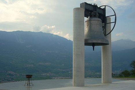 Bell of the Fallen.