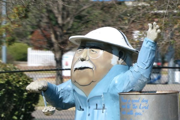 Mr. Trawick nut, 'selling' boiled peanuts