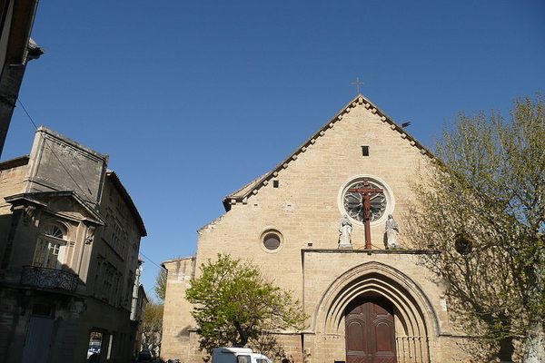 Roquemaure church