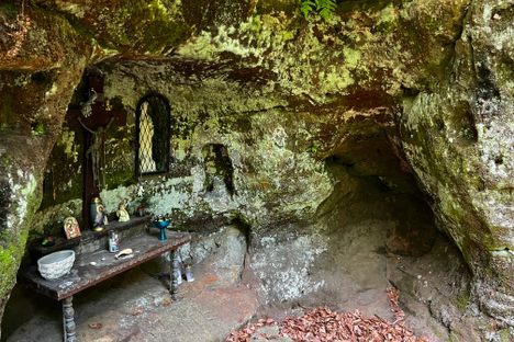 Schetzel's Spartan hermit cave