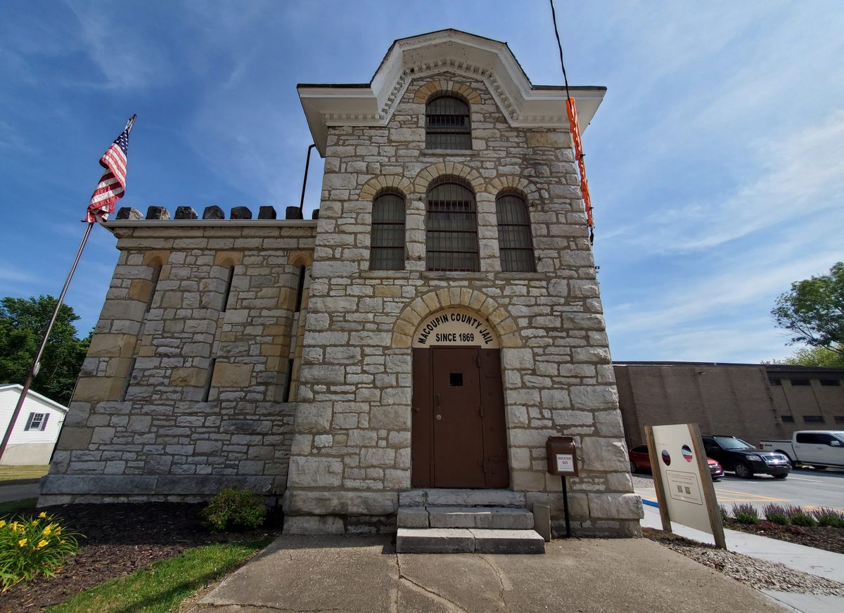 Macoupin County Jail Carlinville, Illinois Atlas Obscura