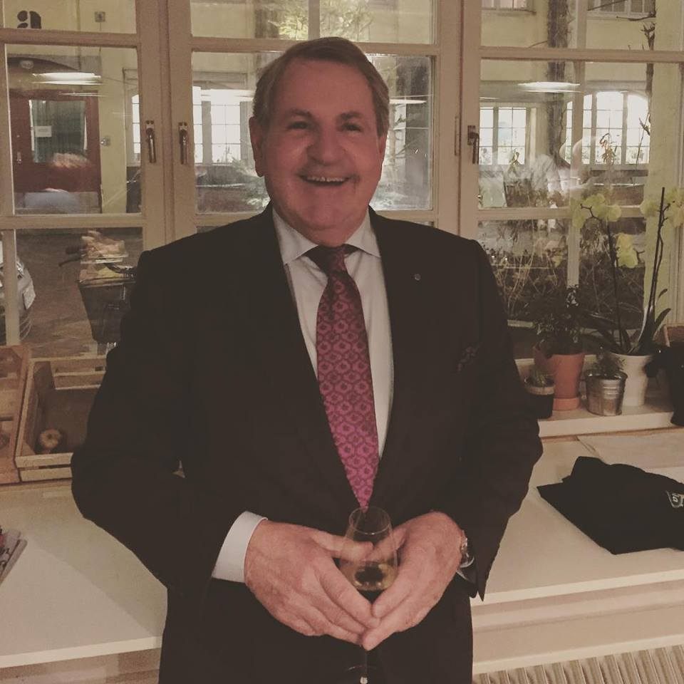 Ove Jacobsson, the inventor of the Flying Jacob, worked in air freight for decades, and is pictured here at his retirement party in 2015.