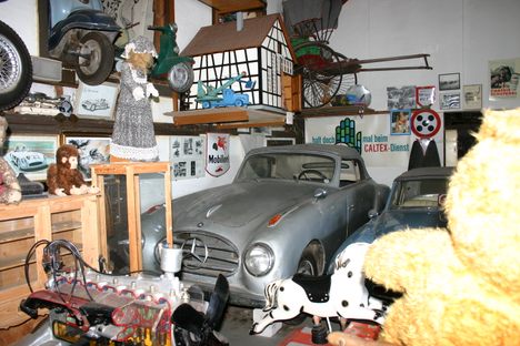 Mercedes convertible.