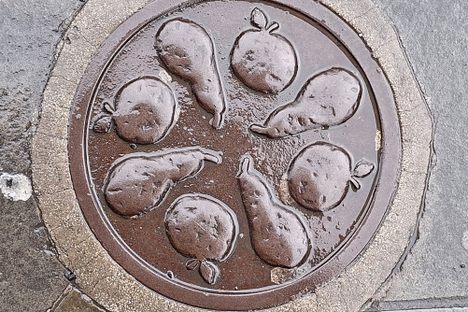 Apples and pears, Spitalfields Market.