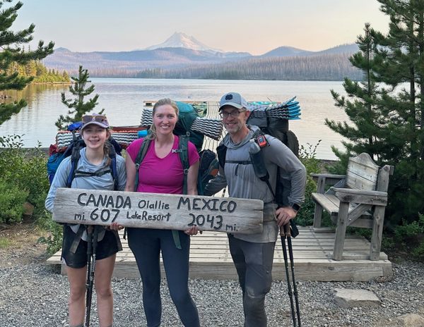 Meet the Volunteers Who Keep Thru-Hikers Moving