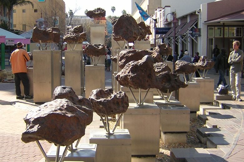 gibeon meteorite namibia africa gibeon meteorite namibia africa
