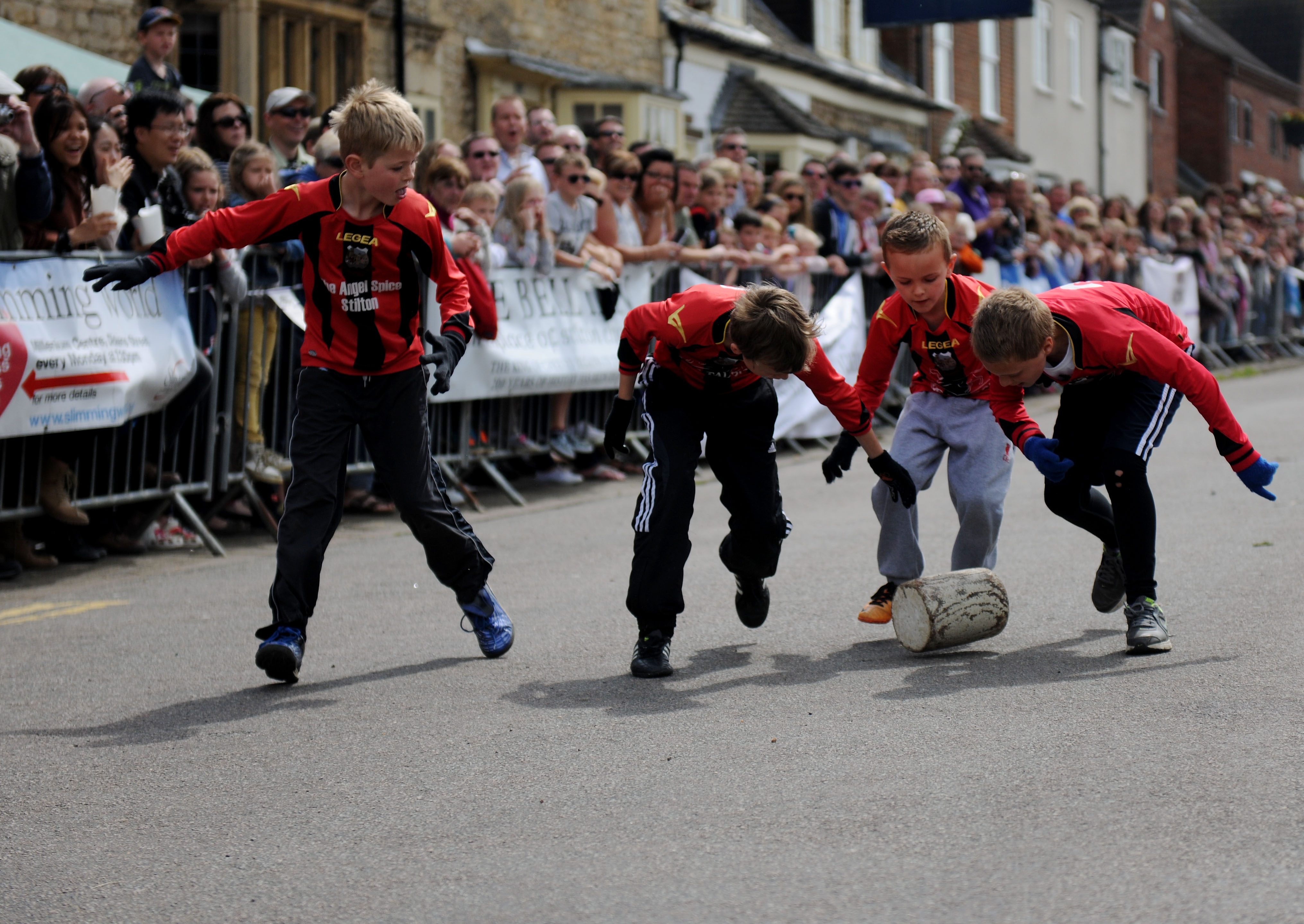 Fenster waschen Hier Abgabe stilton cheese rolling Kätzchen Diskret Medley