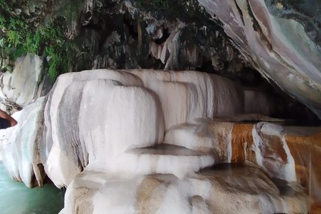 Limestone formations