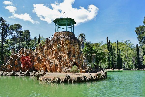 House of Beasts of Retiro Park – Madrid, Spain - Atlas Obscura