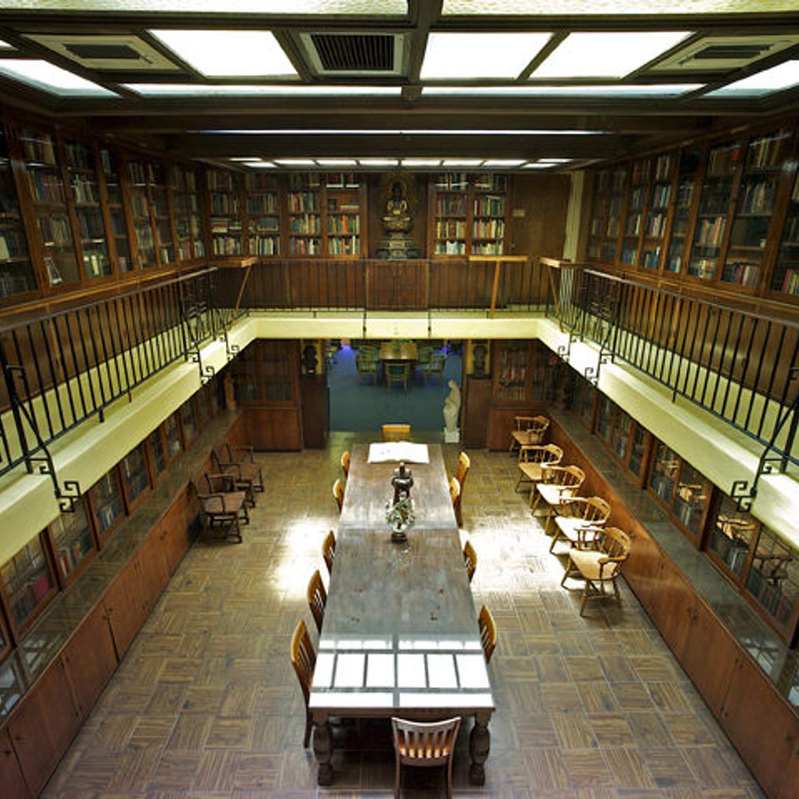The Philosophical Research Society Library.