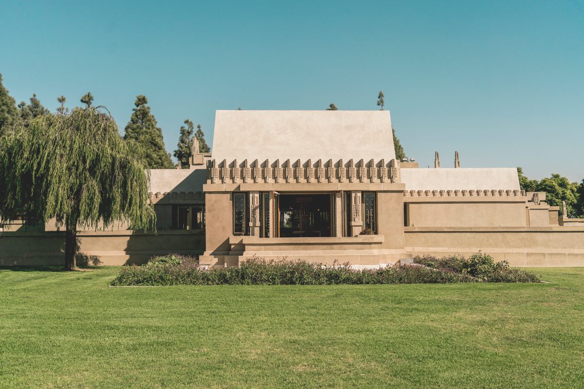 The Hollyhock House.