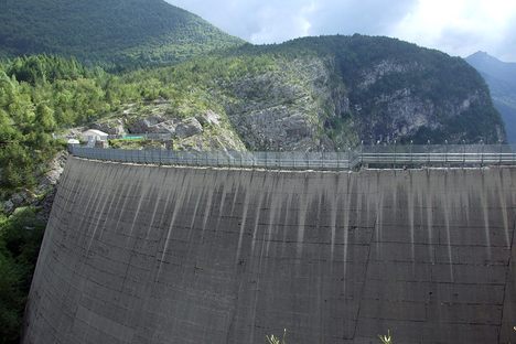 Vajont Dam.
