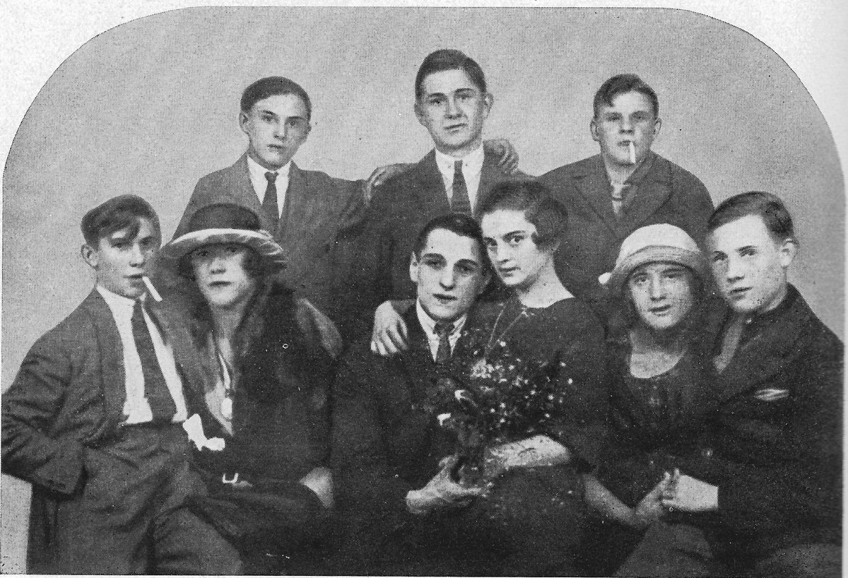 Transvestite and transgender sex workers at the popular Berlin gay bar Marienkasino in the 1920s. 