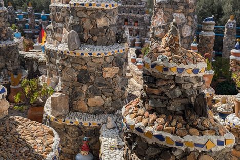 Endless stone turrets 