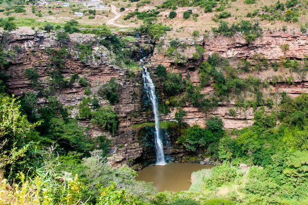 Mzinyathi Waterfall.
