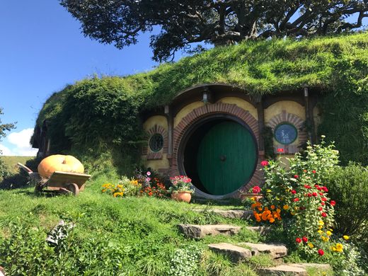 Visiting Magical Hobbiton in The Shire, New Zealand
