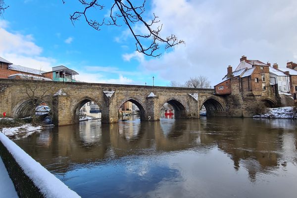 The four main visible arches of Elvet Bridge plus two of the side arches