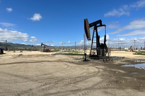 An oil rig near the museum.