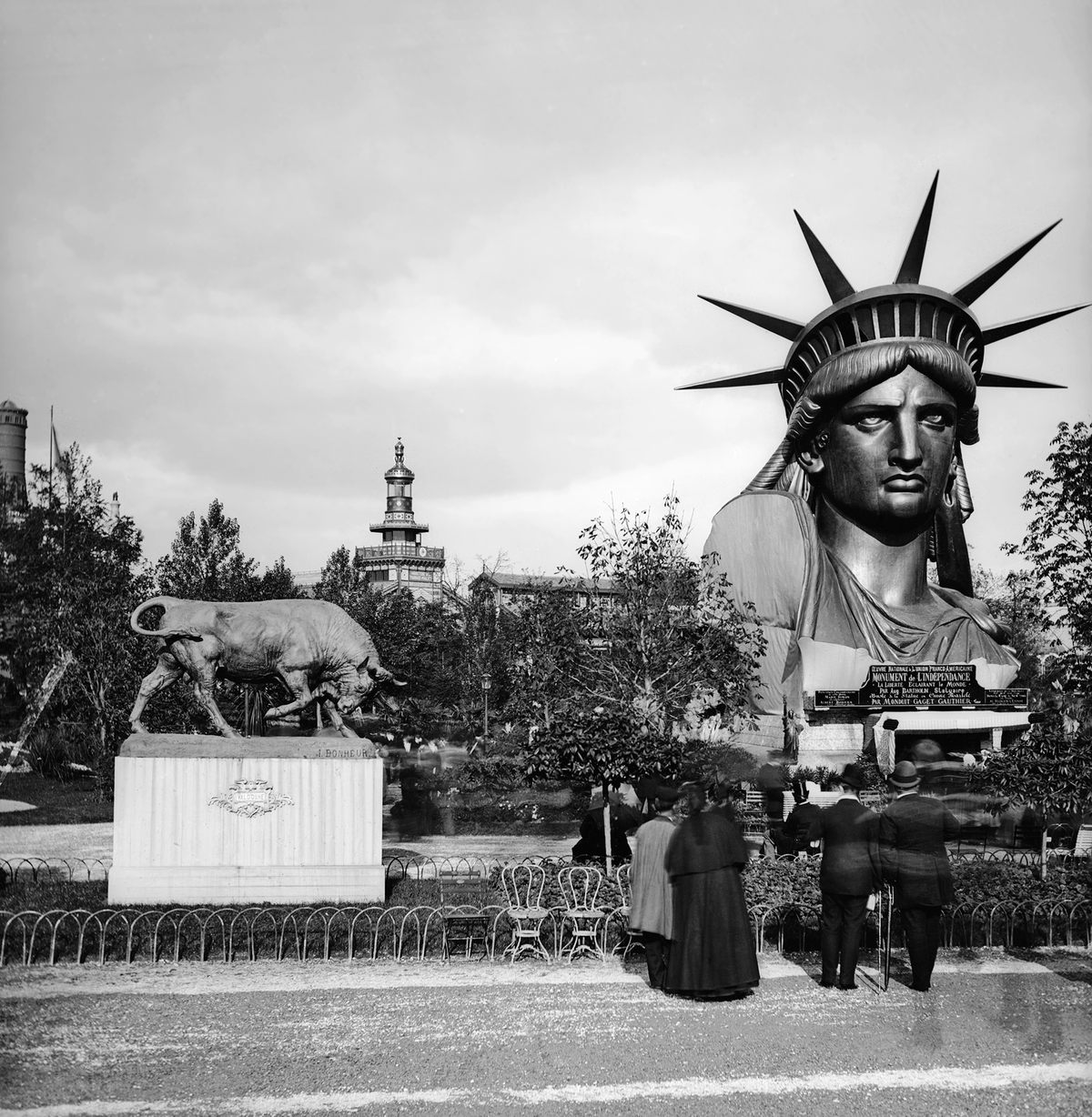 statue of liberty head profile