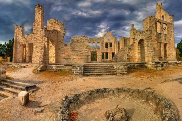 Ha Ha Tonka Castle Ruins