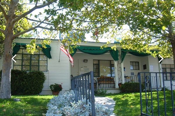 Ernie Pyle House/Library 