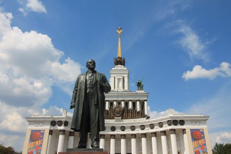 Lenin greets visitors in front of the Central Pavilion