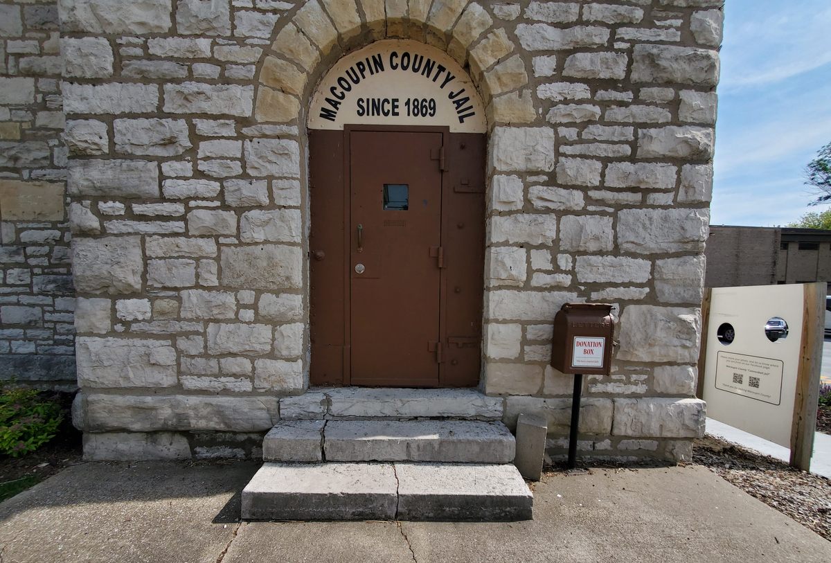 Macoupin County Jail Carlinville, Illinois Atlas Obscura